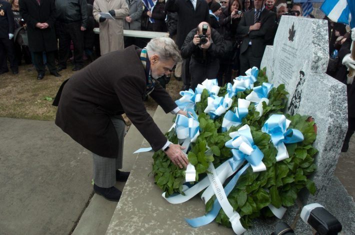 wreath laying